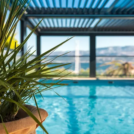 Osam - Adults Only Hotel 4*