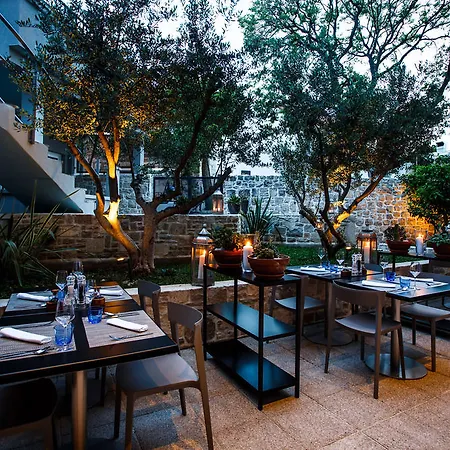 Hotel Osam - Adults Only 4*