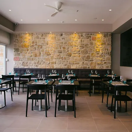 Osam - Adults Only Hotel