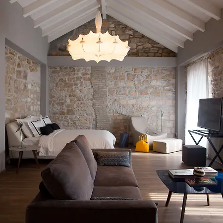 Osam - Adults Only 수페타르