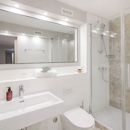 Hotel Osam - Adults Only 4*
