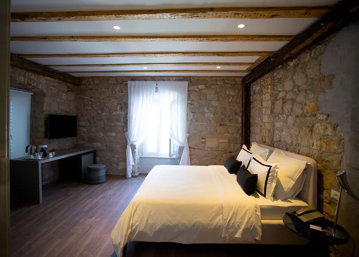 Hotel Osam - Adults Only