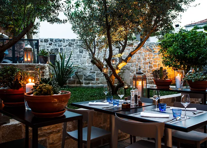 Hotel Osam - Adults Only 4*