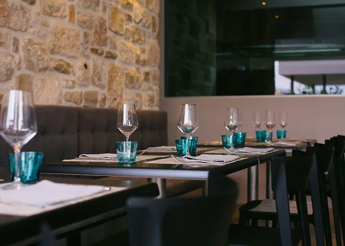 Hotel Osam - Adults Only